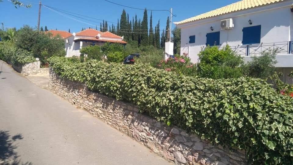 Villa Panorama Michalis Haikos Two Minutes Walk To The Beach Peroulia Kómboi Exteriör bild